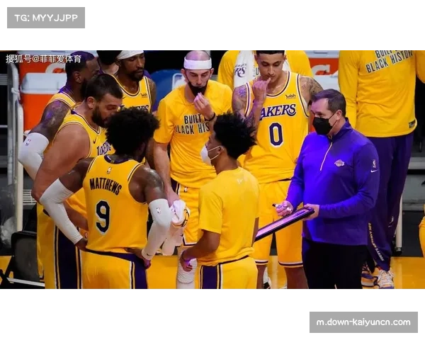 霍姆格伦助攻率同比提升37% 中锋组织能力日益重要