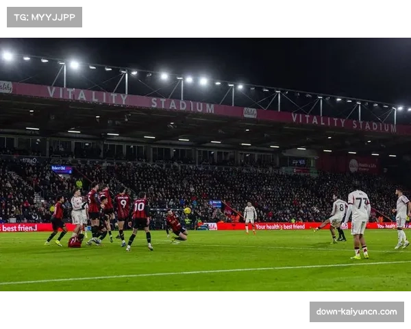 伊劳拉阵型弹性应对策略 伯恩茅斯战术调整能力适应不同比赛局面